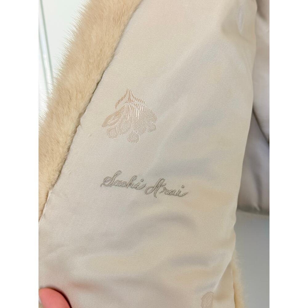 Vintage Robinsons's Luxurious 1960's Emba Pastel Mink Wrap Silk Lining Pockets - Picture 4 of 5